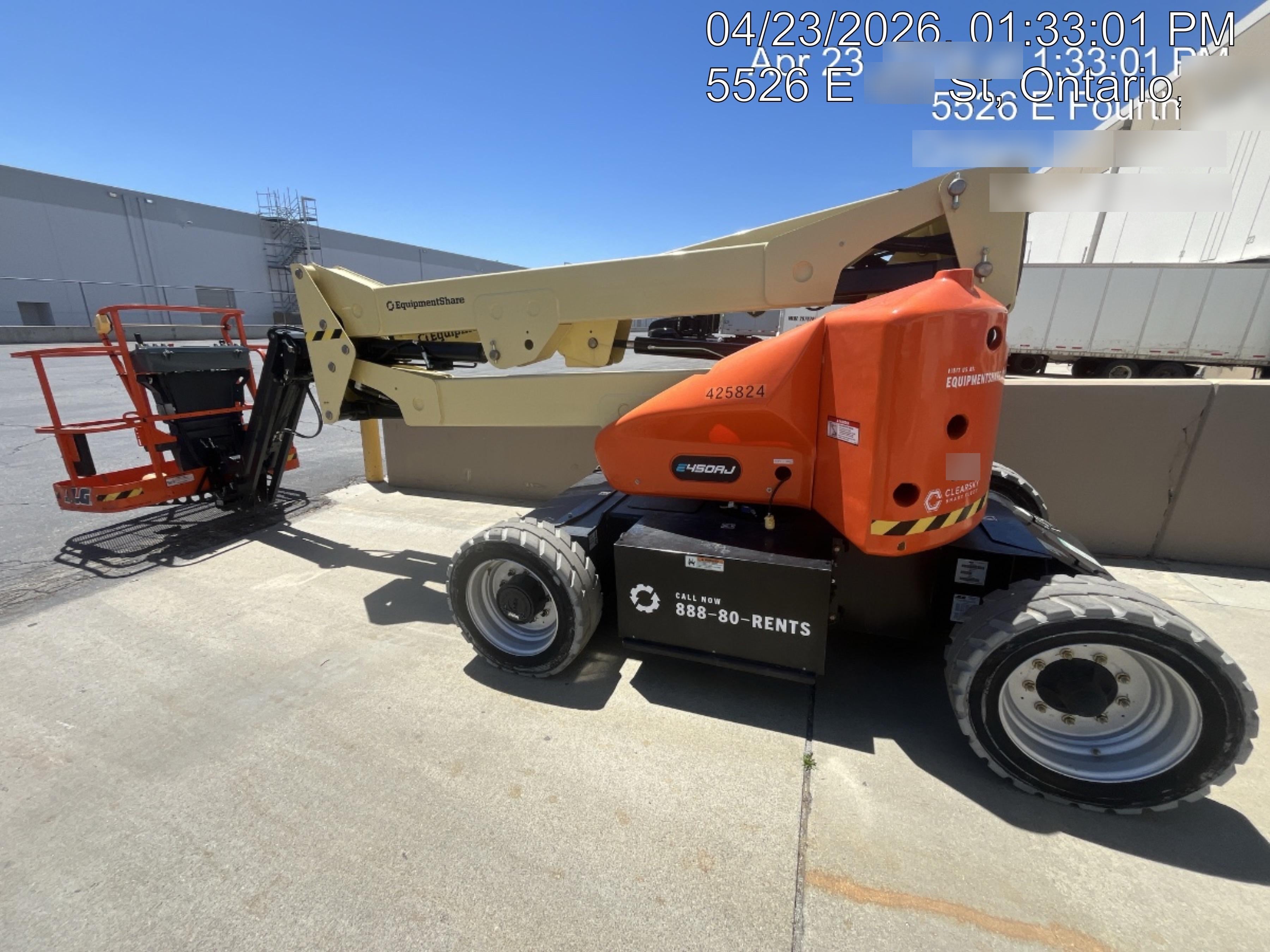 2024 JLG E450AJ