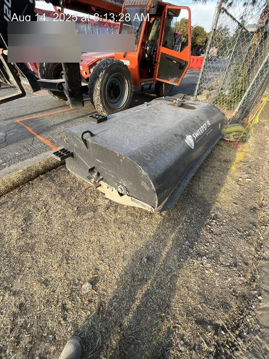 2016 PALADIN Sweepster SB72