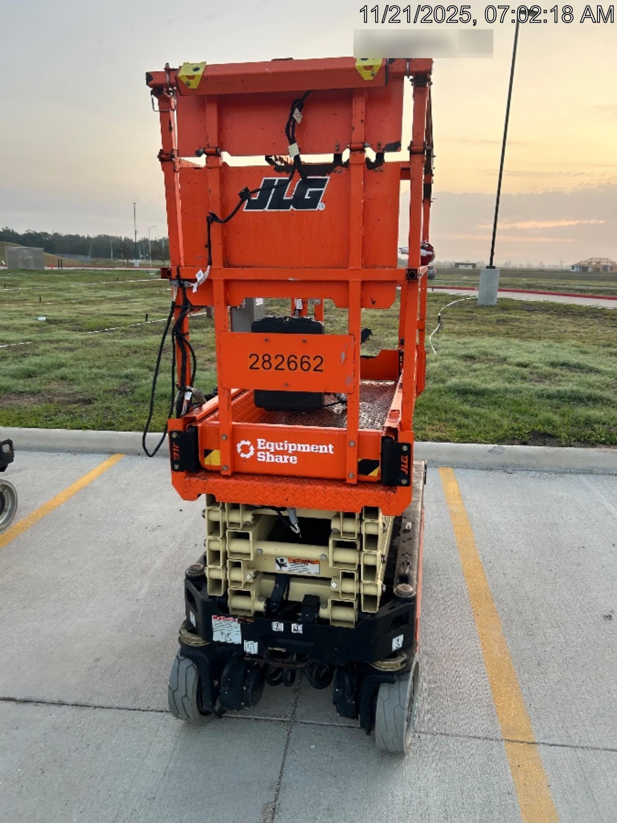 2022 JLG ES1932