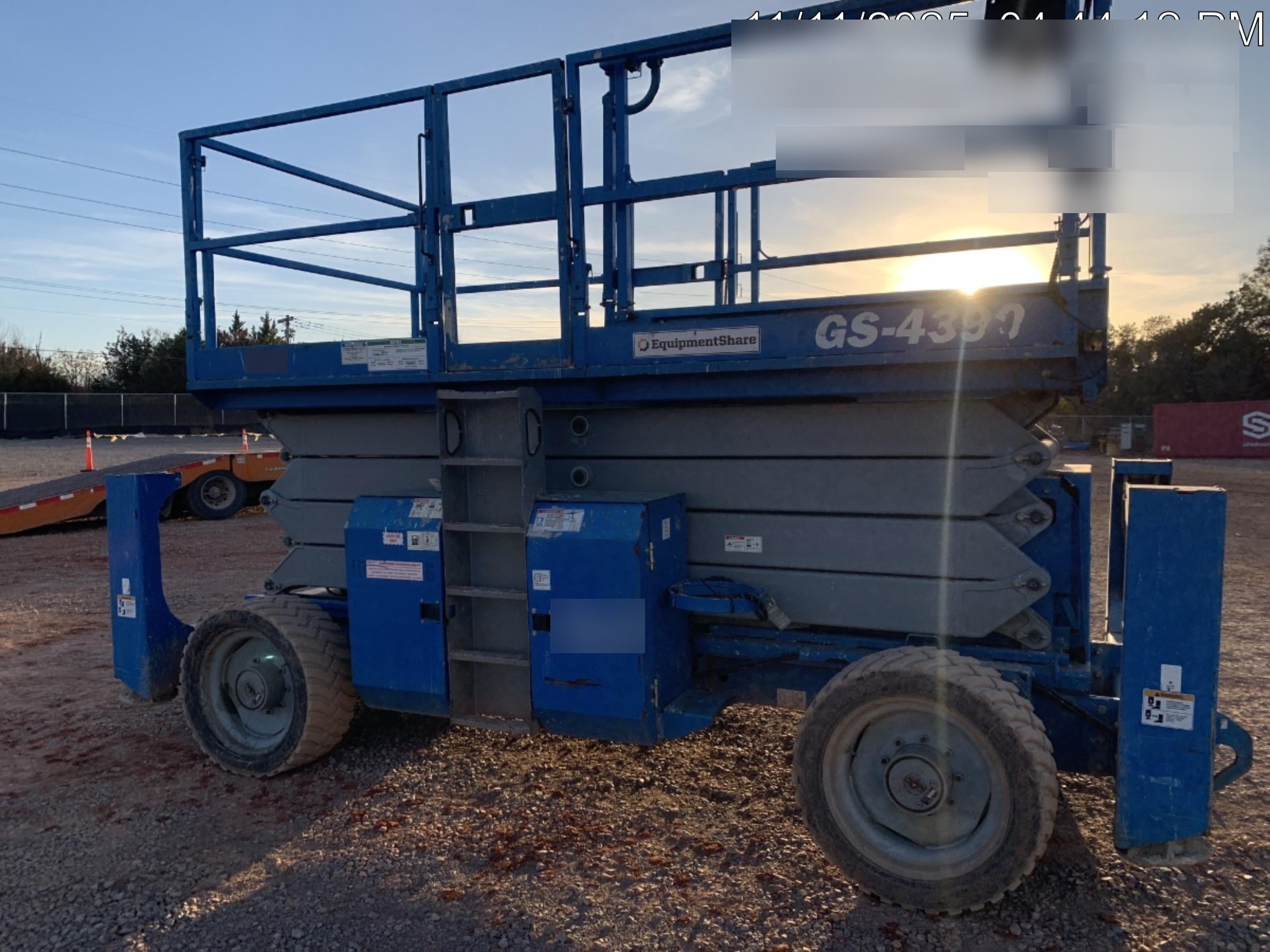 2012 GENIE GS-4390 RT
