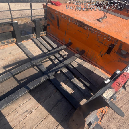 2026 ARROW MATERIAL HANDLING 72" Pallet Forks - Arrow