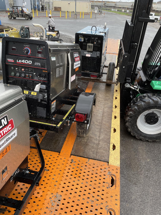 2024 Lincoln Electric LE400 Kubota V1505, Trlr, Cable Rack, Light Kit, ES Decals, T3