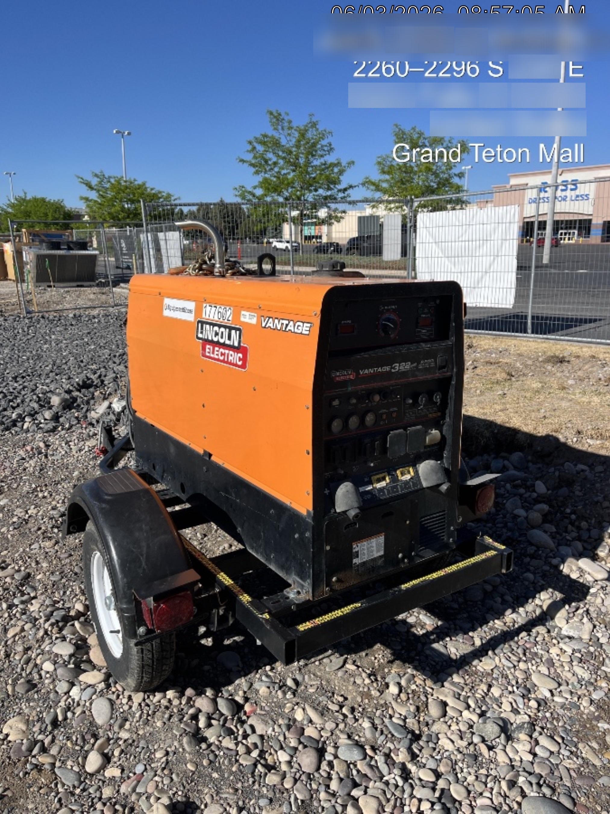 2021 Lincoln Electric Vantage 322 Vantage 322 Ready Pak 3 w/ Decals, ORANGE (includes trailer, cable rack, fender light kit) NO Telematics
