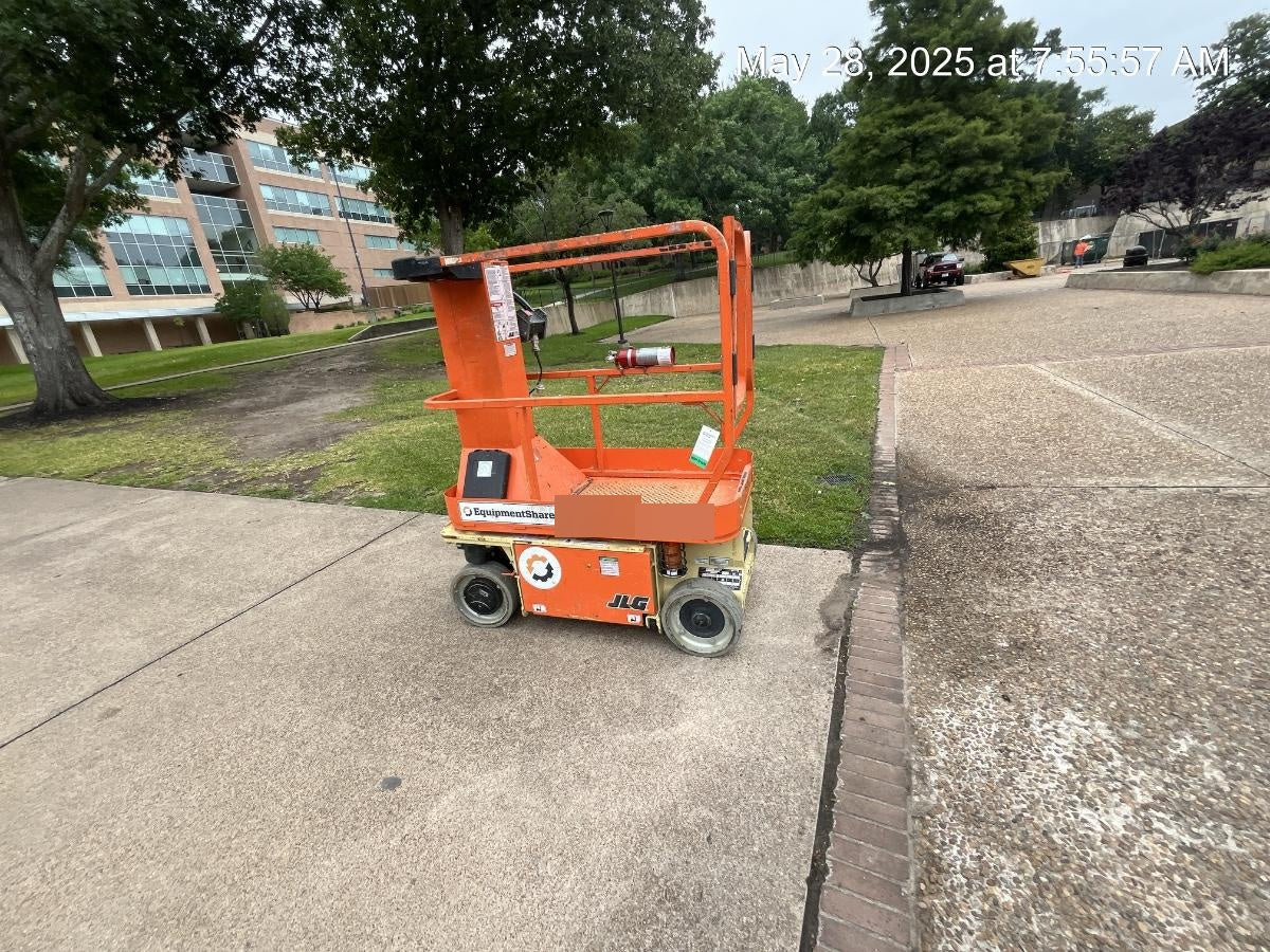 2021 JLG 1230ES