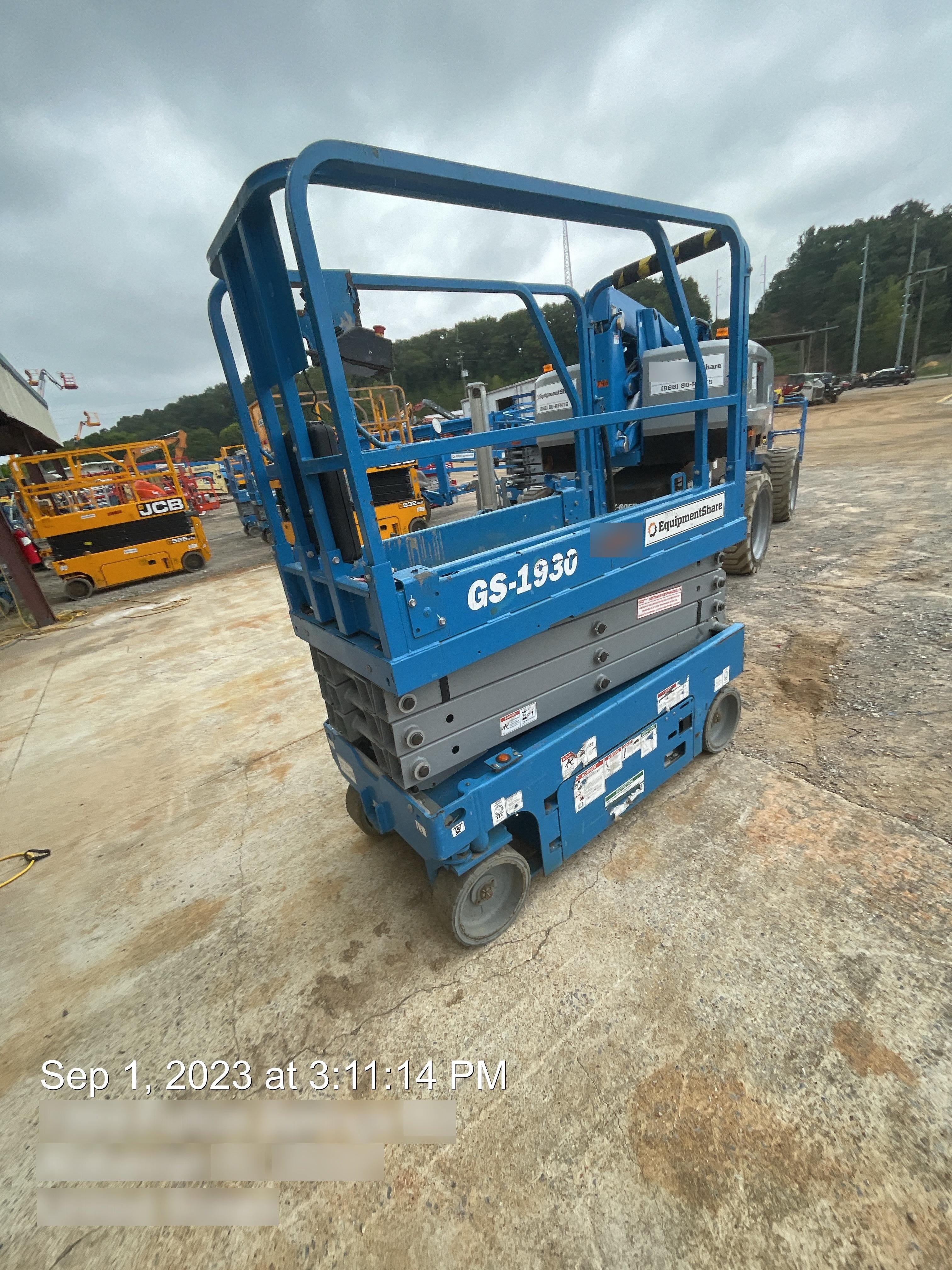 2019 Genie GS-1930 Fixed Rails with Chain Entry