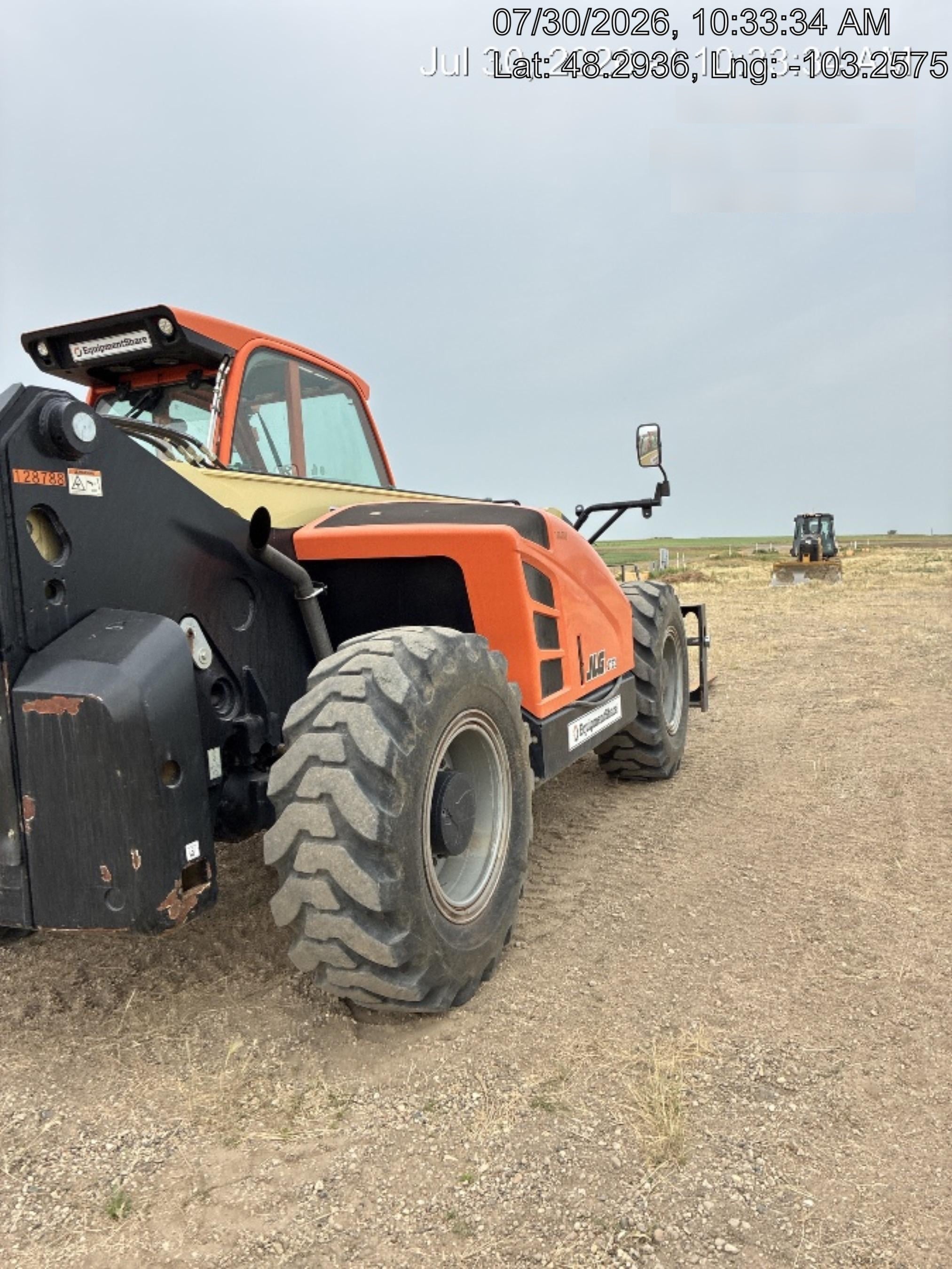2021 JLG 1732