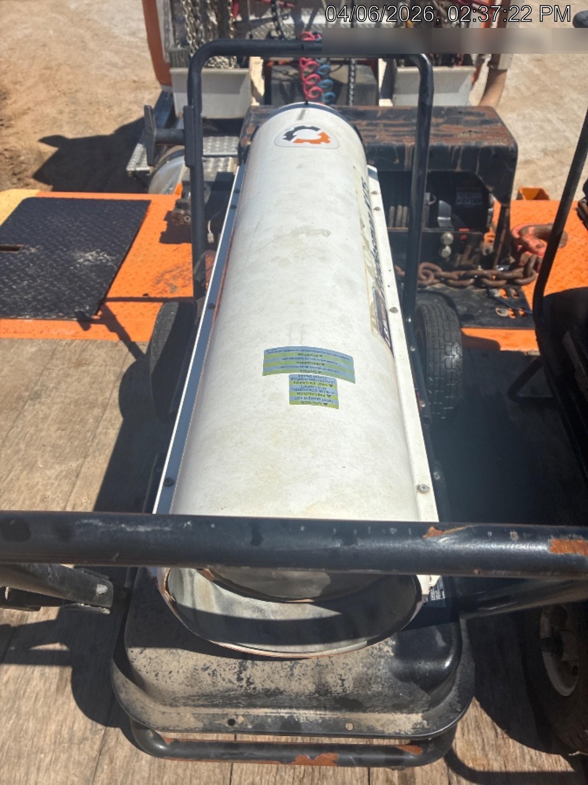 2022 LB WHITE Tradesman K175