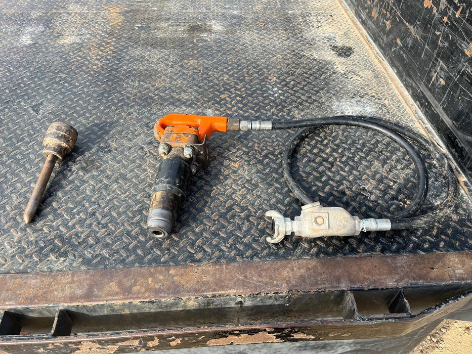 2024 MICHIGAN PNEUMATIC ES-CH3R-TRACKER