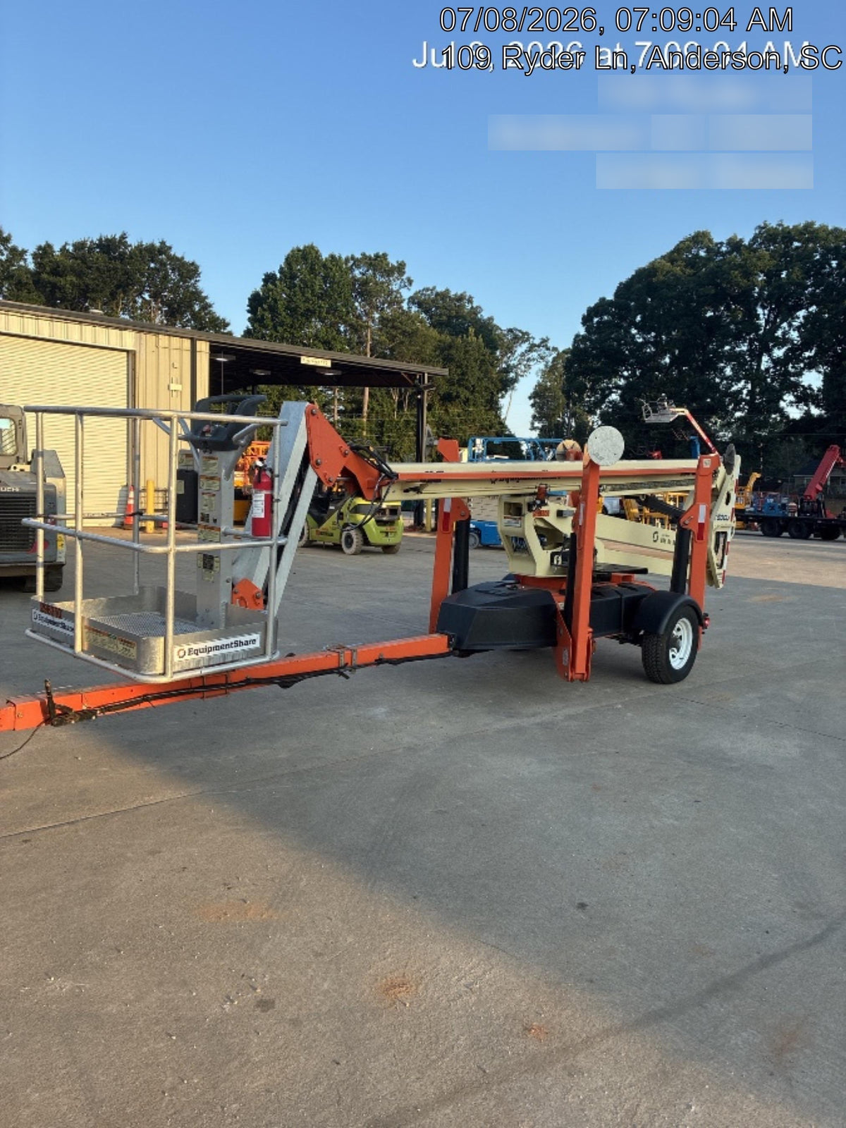 2023 JLG T500J