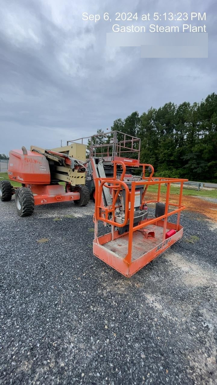 2022 JLG 450AJ