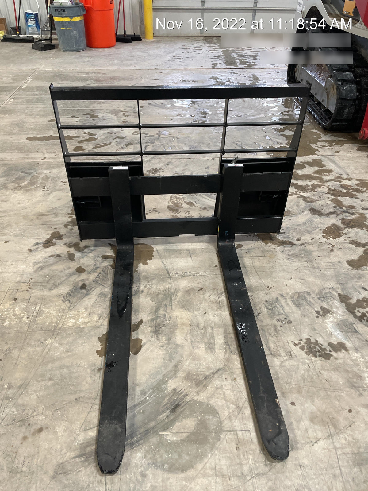 2022 ARROW MATERIAL HANDLING 48" Pallet Forks - Arrow