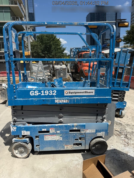 2023 GENIE GS-1932