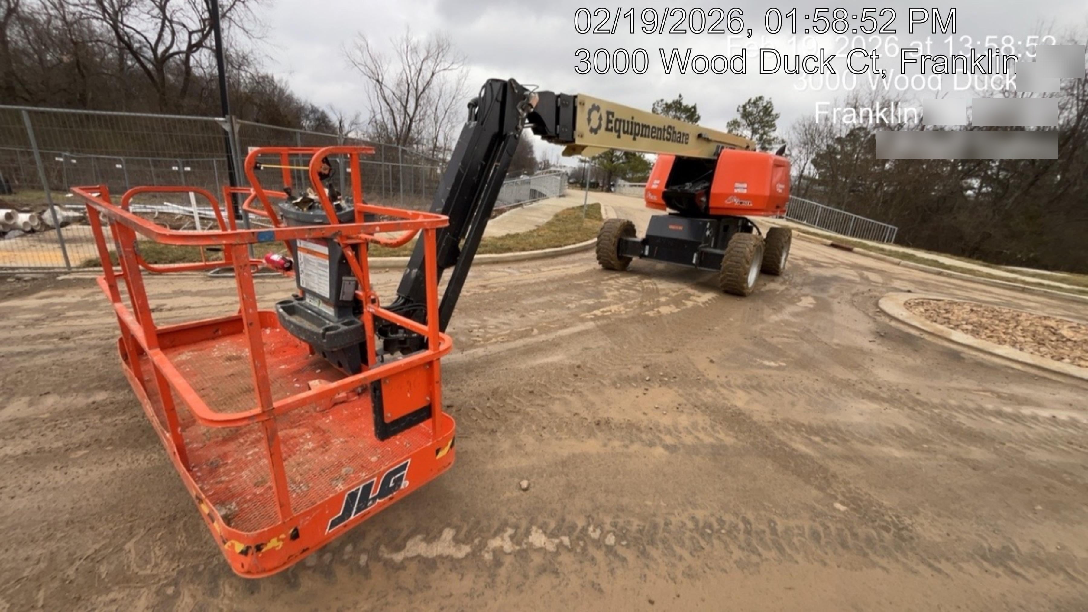 2023 JLG 660SJ
