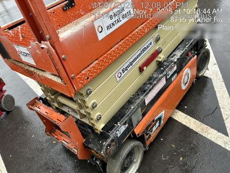 2021 JLG ES1932