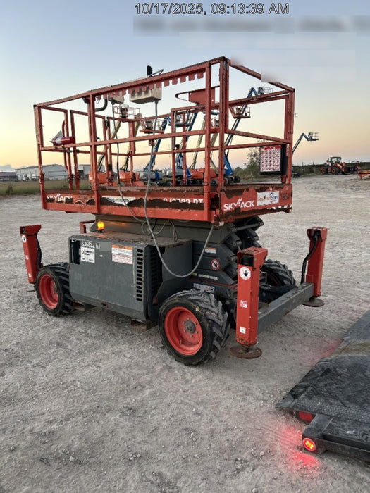 2016 SKYJACK SJ6832 RT