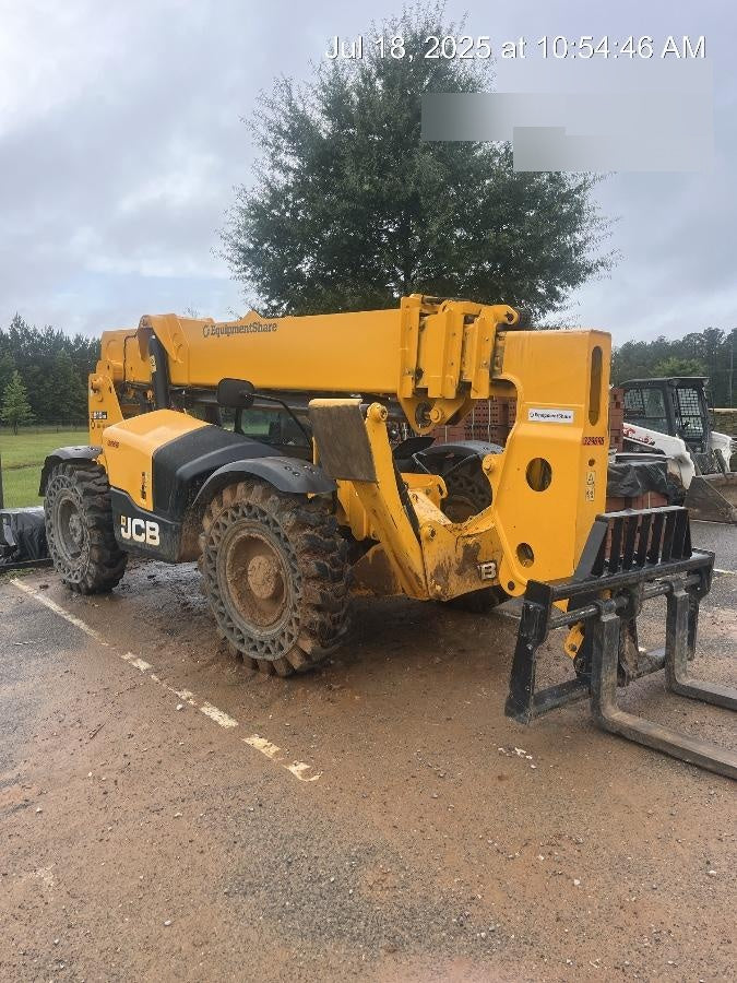2023 JCB 510-56