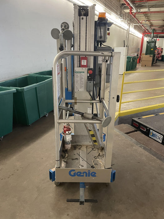 2021 GENIE AWP-30S DC