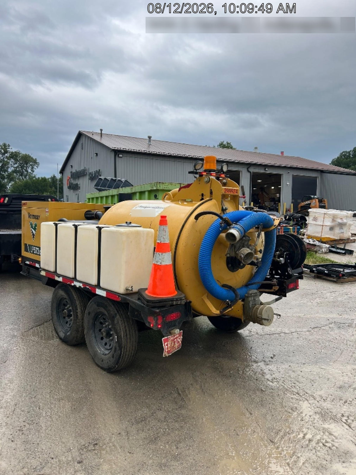 2023 VAC-TRON LP573XDT