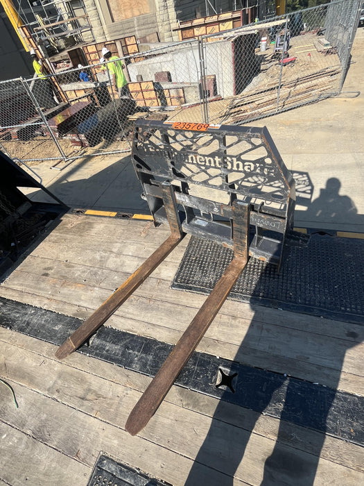 2022 PALADIN 48" Pallet Forks - Paladin