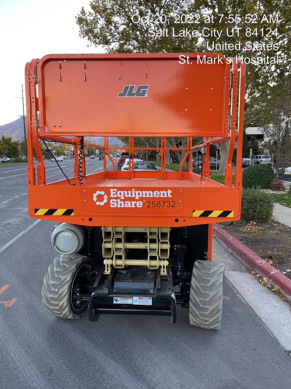 2022 JLG RT2669