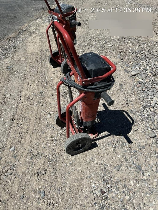 2023 HILTI TE 3000-AVR