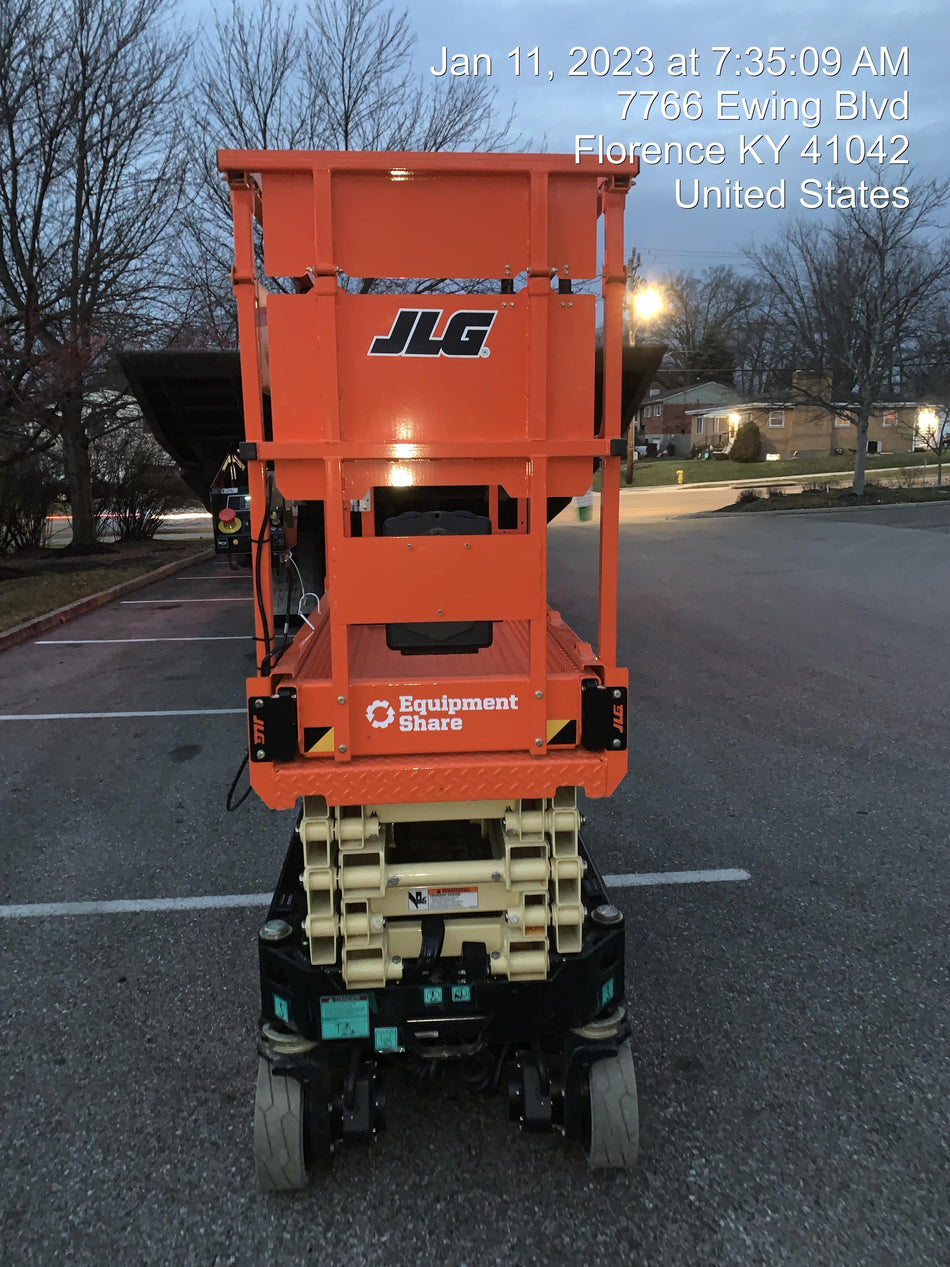 2022 JLG ES1932