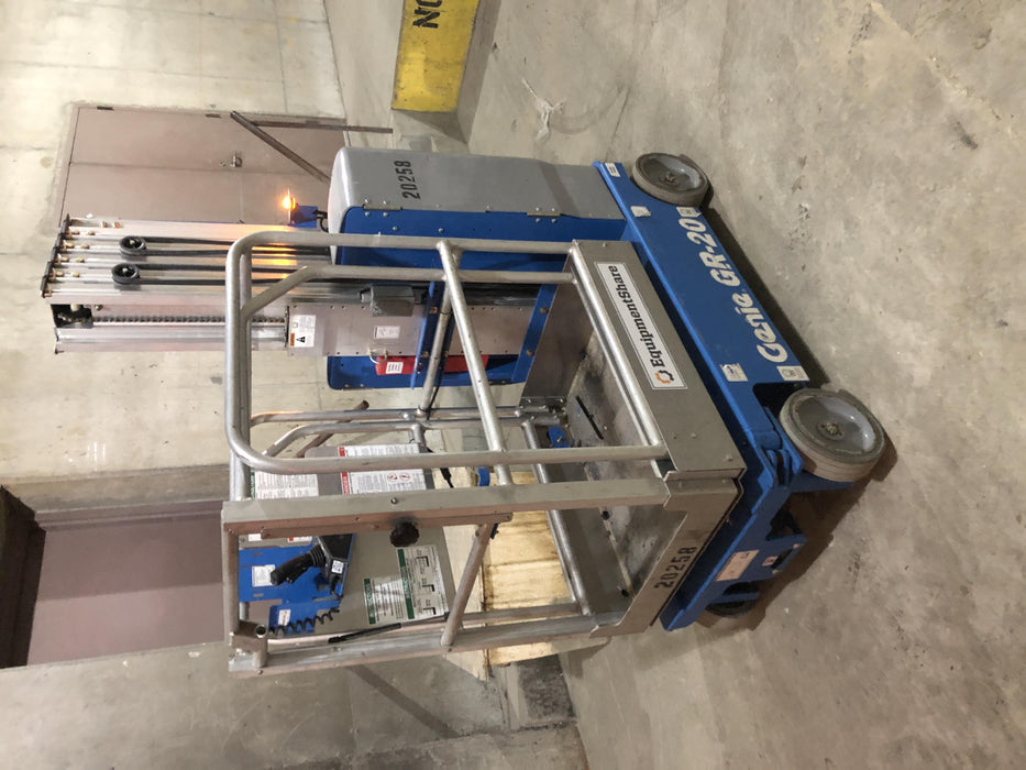 2018 GENIE GR-20
