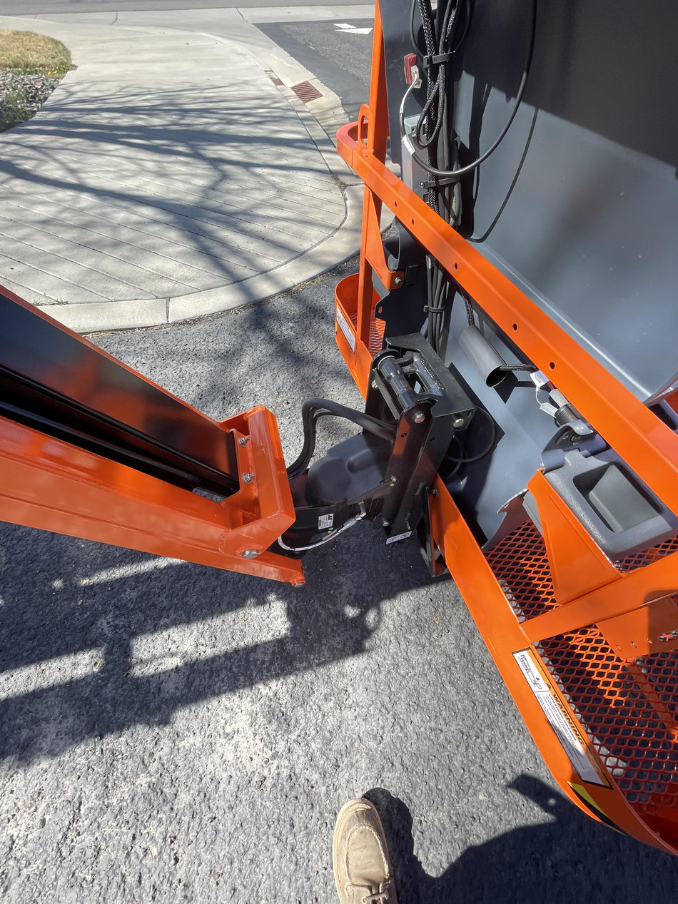 2022 JLG 340AJ