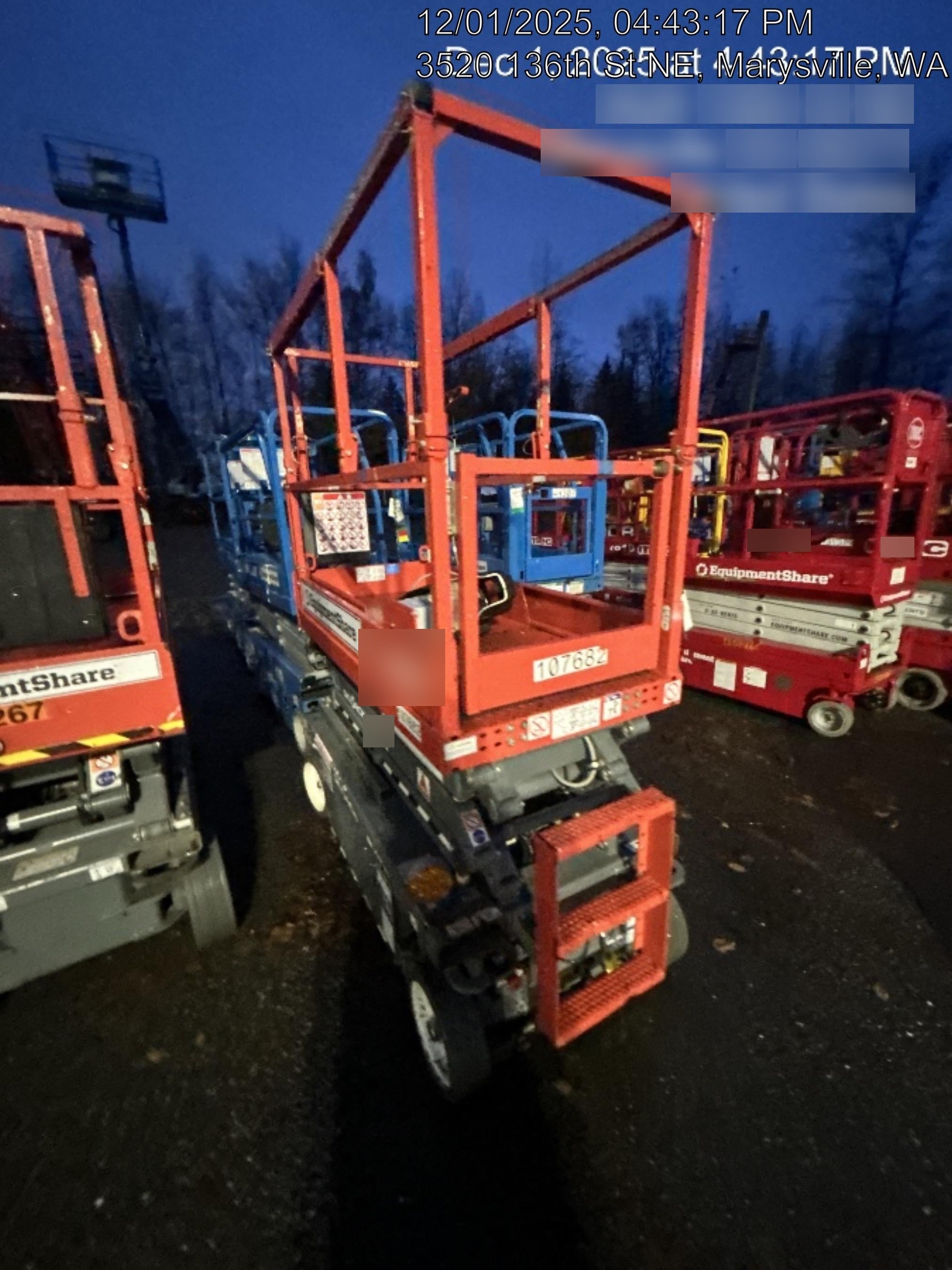 2020 Skyjack SJIII-3219 Solid NM Tires, Half height spring hinged entry gate, Dual Beacons, 800W Inverter