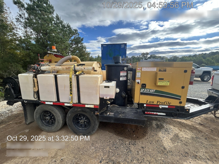 2019 Vac-Tron LP573XDT 24Hp Kohler Diesel, 500 Gal Debris Tank, 500 CFM Vacuum Pump, x2 100 Gal Water Tanks