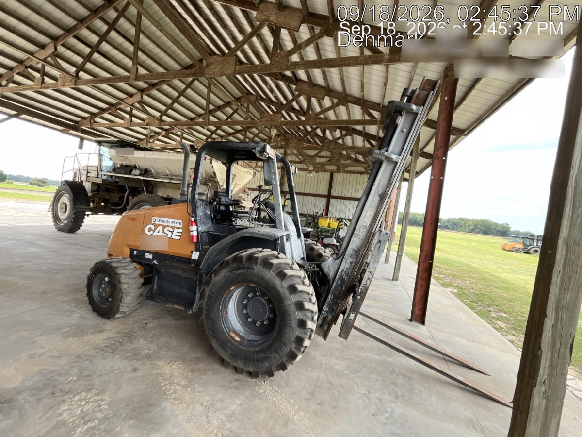 2023 CASE 588H