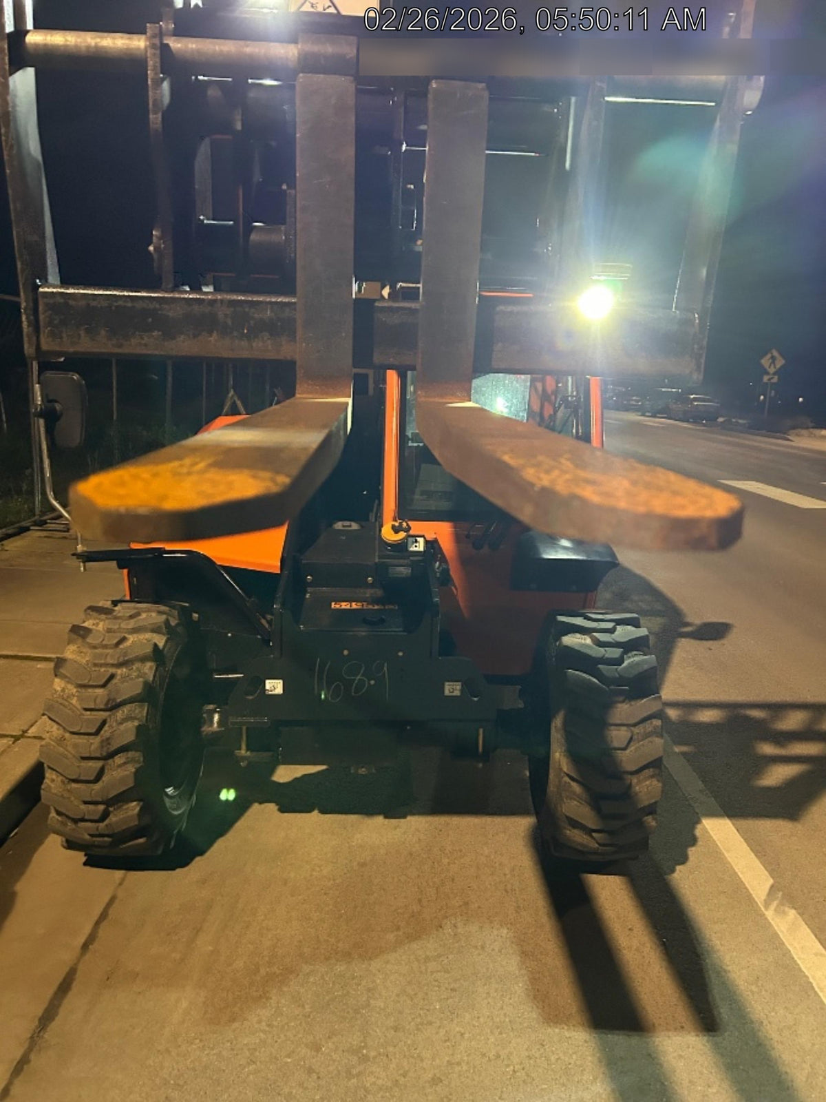 2025 JLG 519