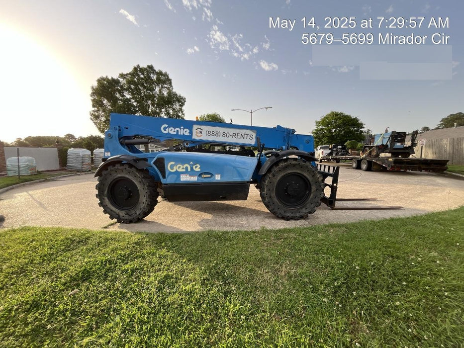 2018 Genie GTH-636 Genie GTH-636 w/Open ROPS, Work Lights, Solid Tires, RH Cab Mesh, Beacon, 48" Carriage and Forks