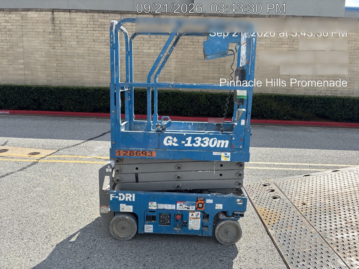2021 GENIE GS-1330m