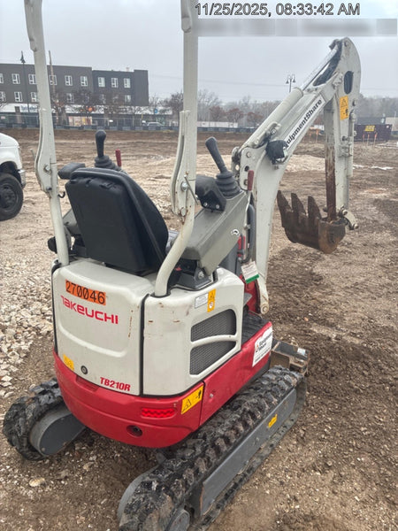 2022 TAKEUCHI TB210R
