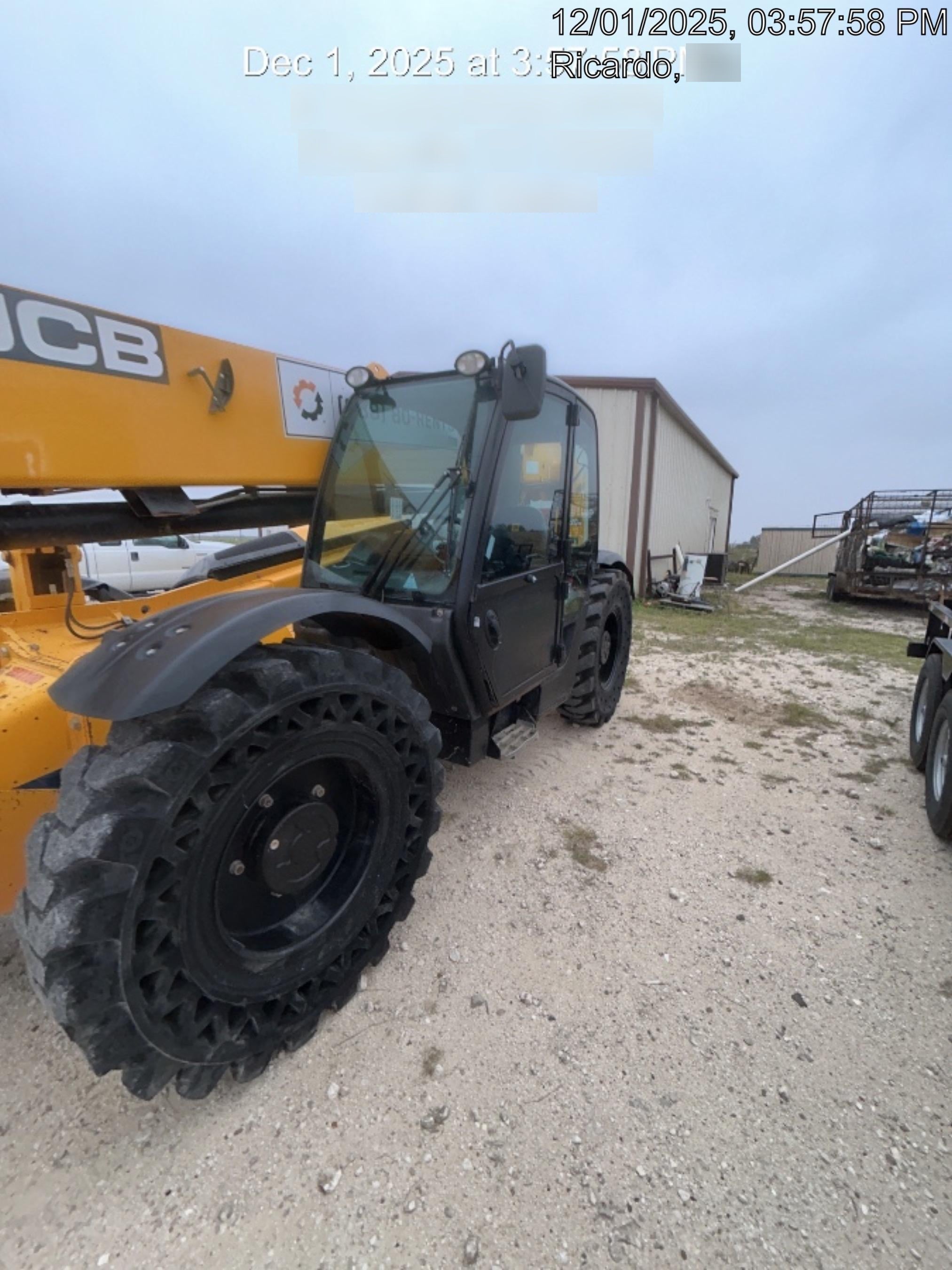 2022 JCB 510-56