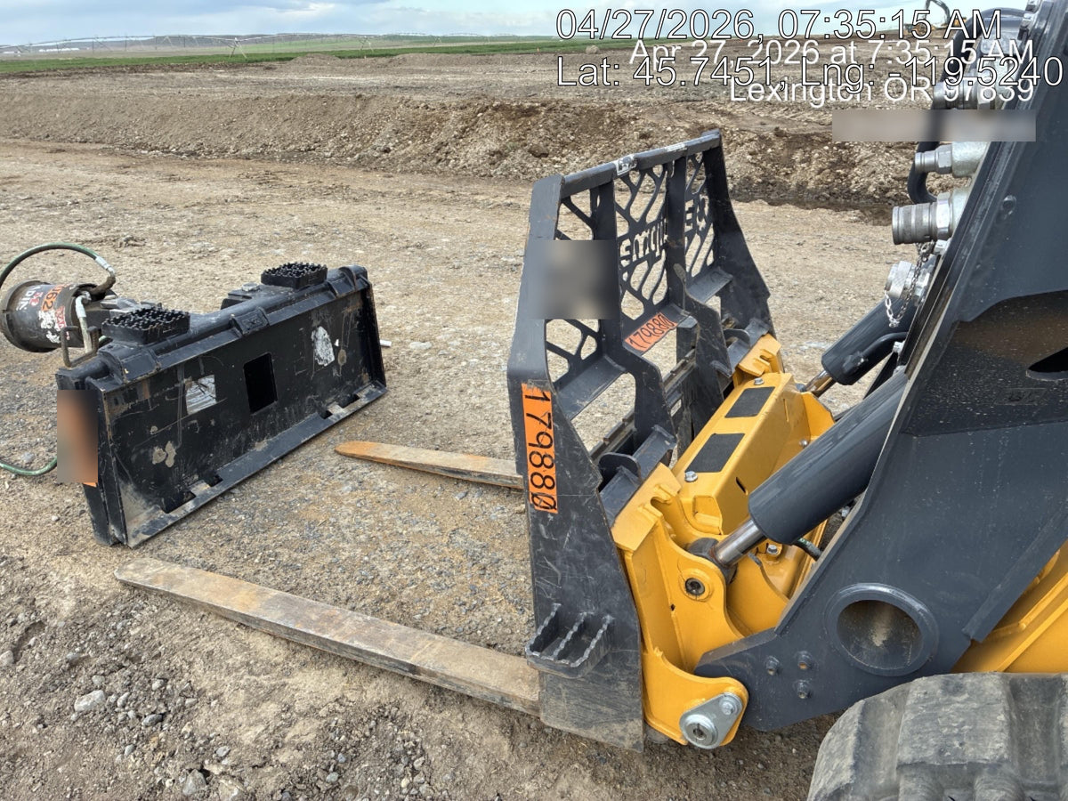 2021 PALADIN 48" Pallet Forks - Paladin