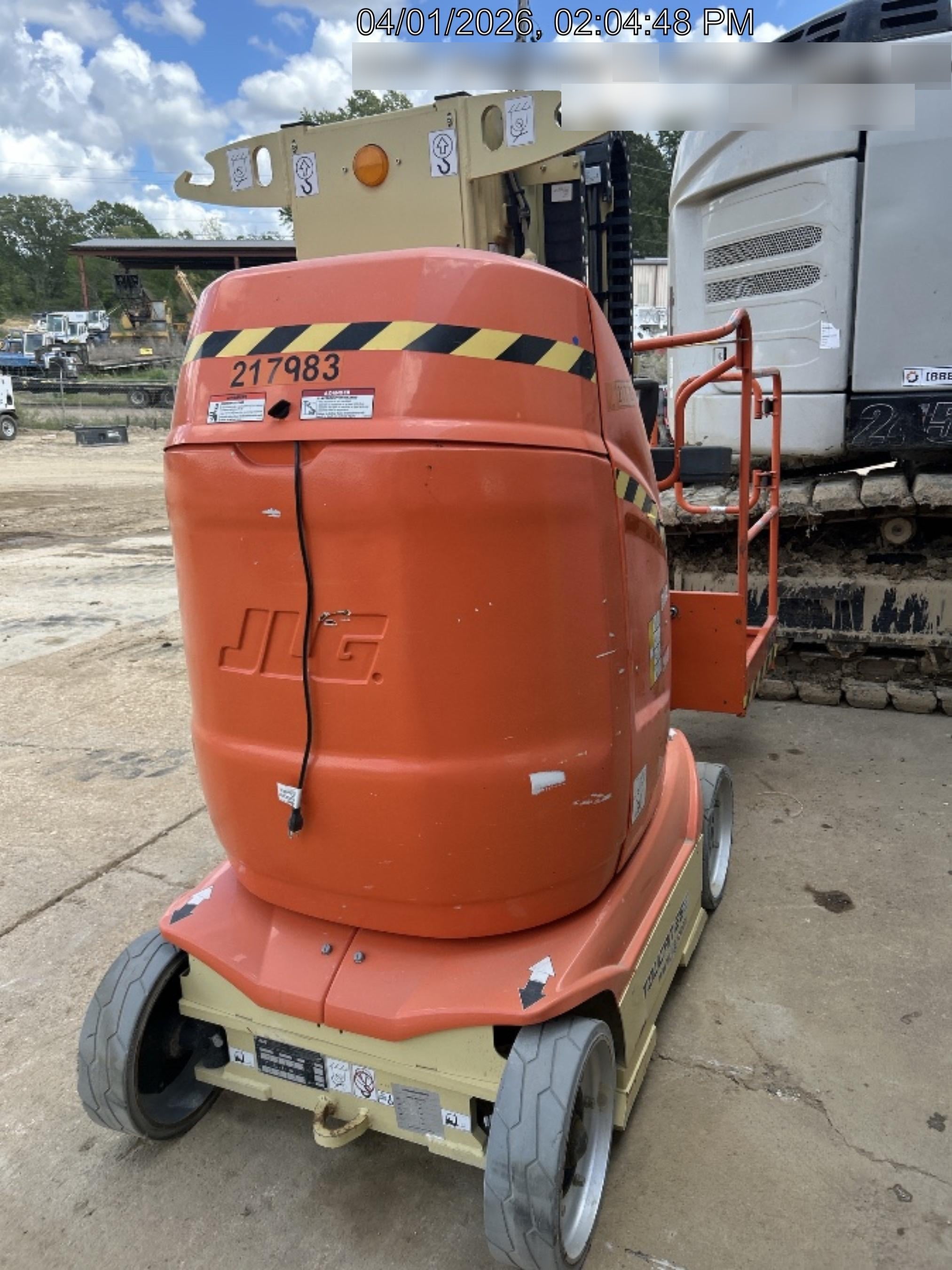 2022 JLG 26E