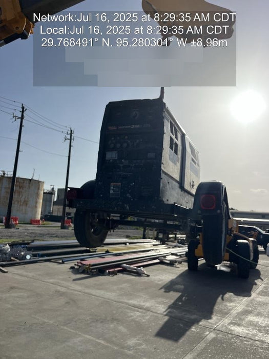 2019 Lincoln Electric Vantage 322 Lincoln Vantage 322 Welder w/Trailer, Light Kit, Cable Rack