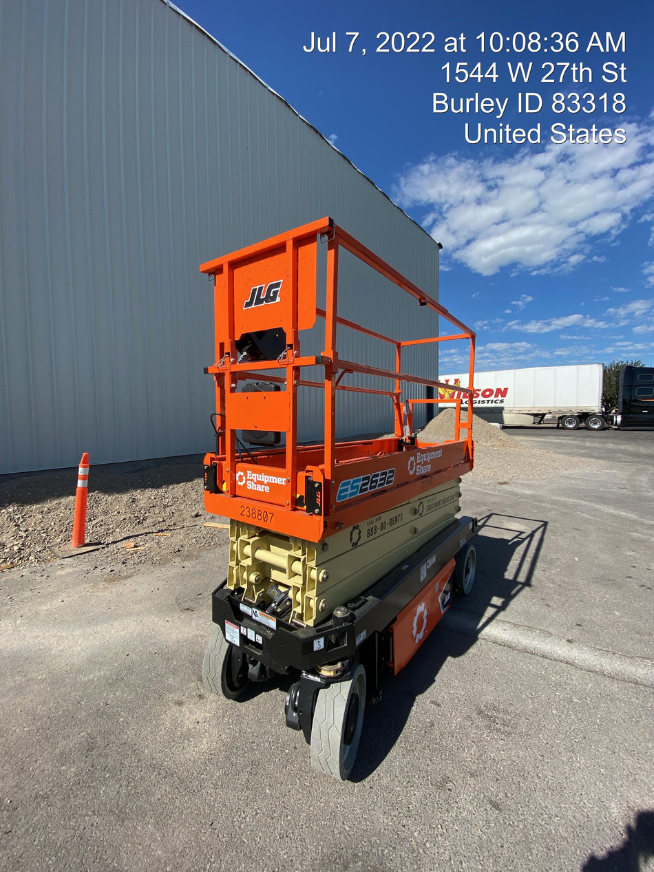 2022 JLG ES2632