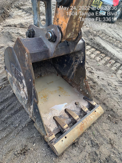 2016 CASE 36" Bucket - Case