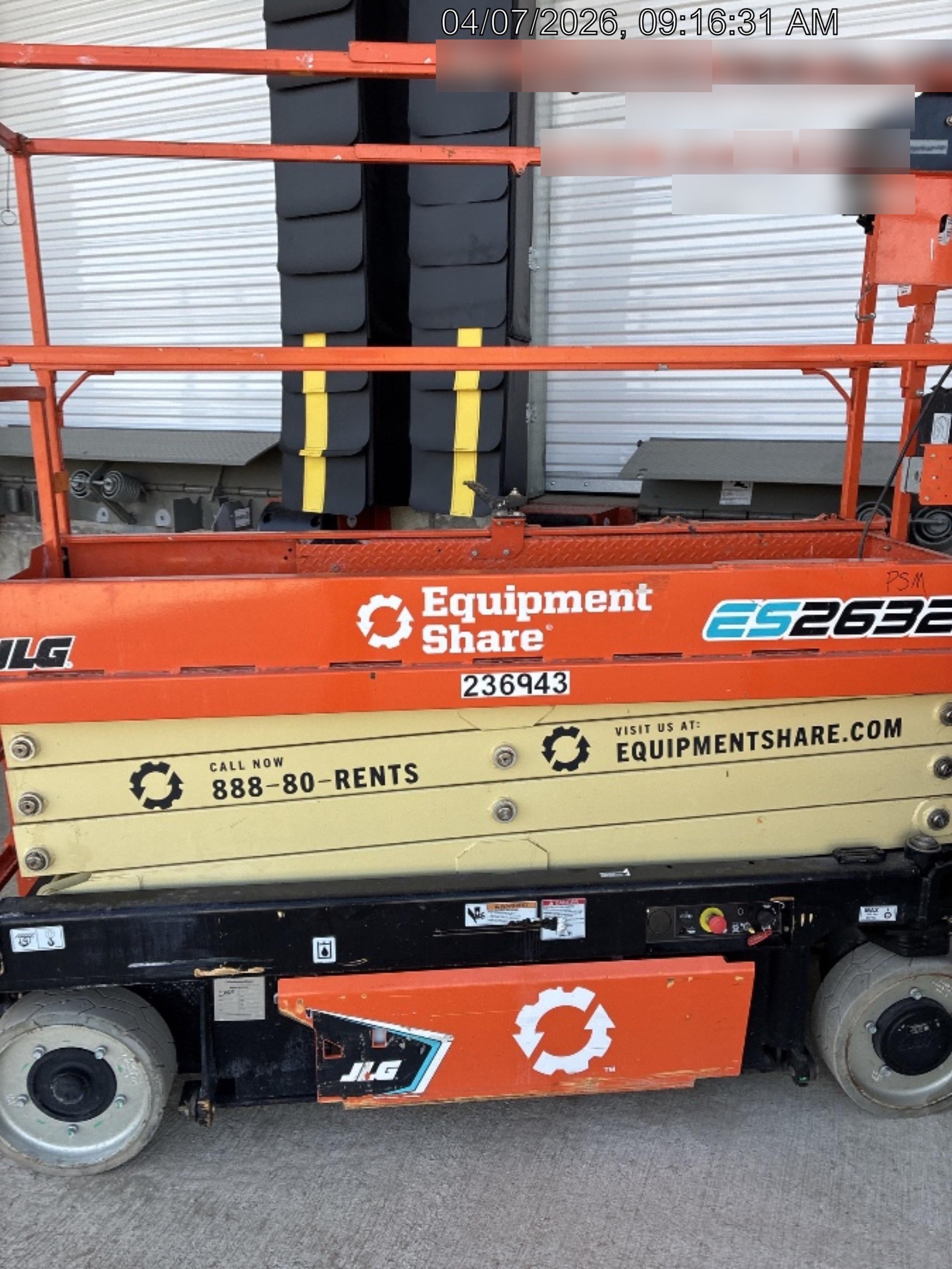 2022 JLG ES2632