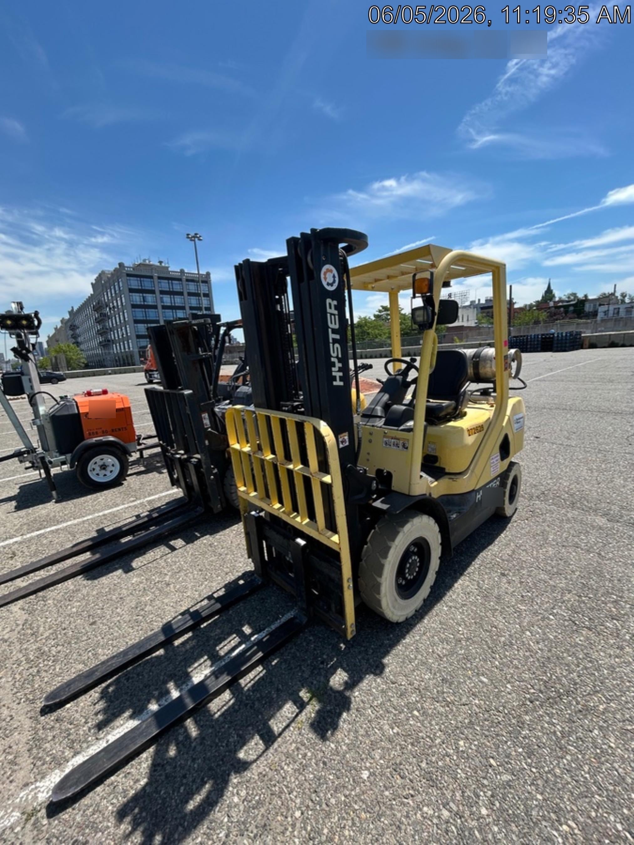 2021 KOMATSU FG25T-16