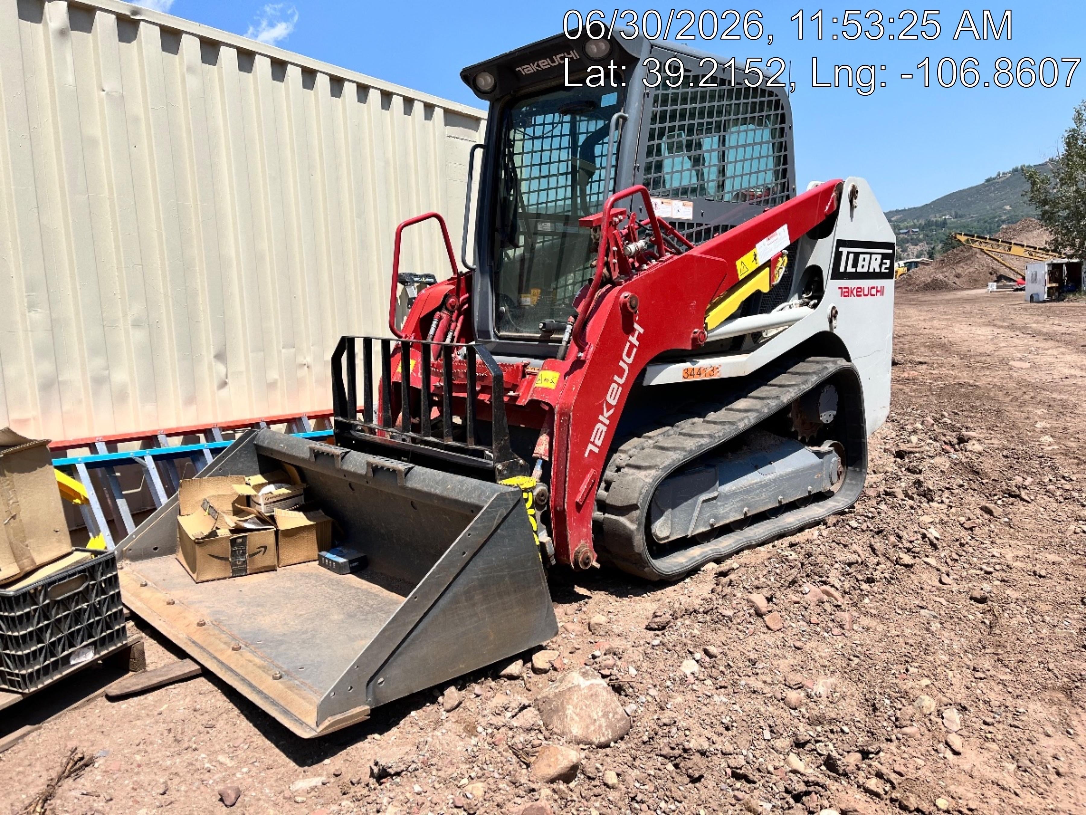 2023 TAKEUCHI TL8R2-CR