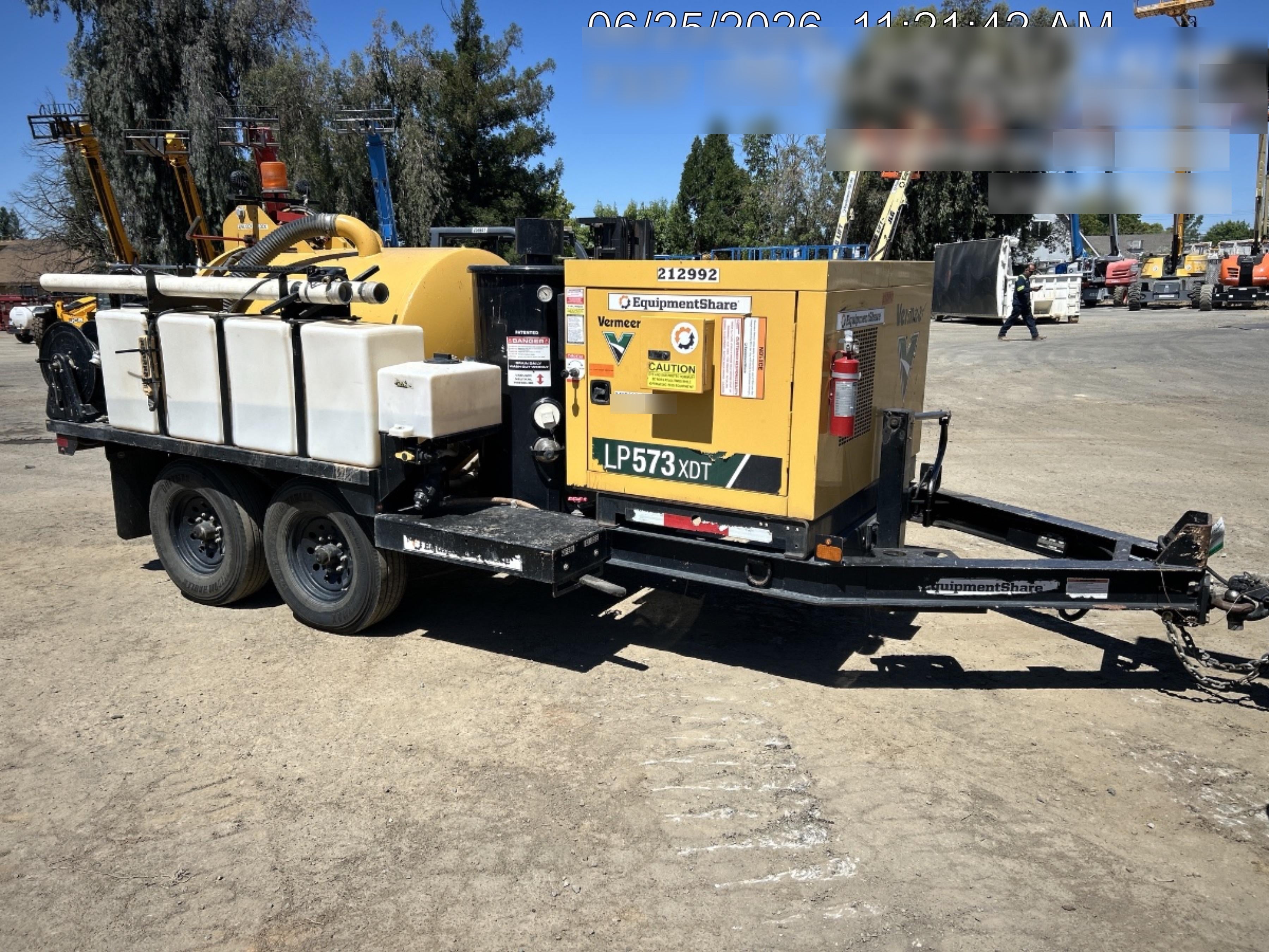 2022 VAC-TRON LP573XDT