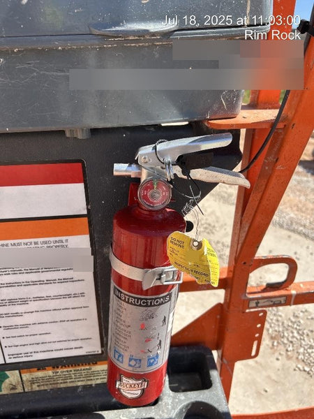 2022 JLG 860SJ