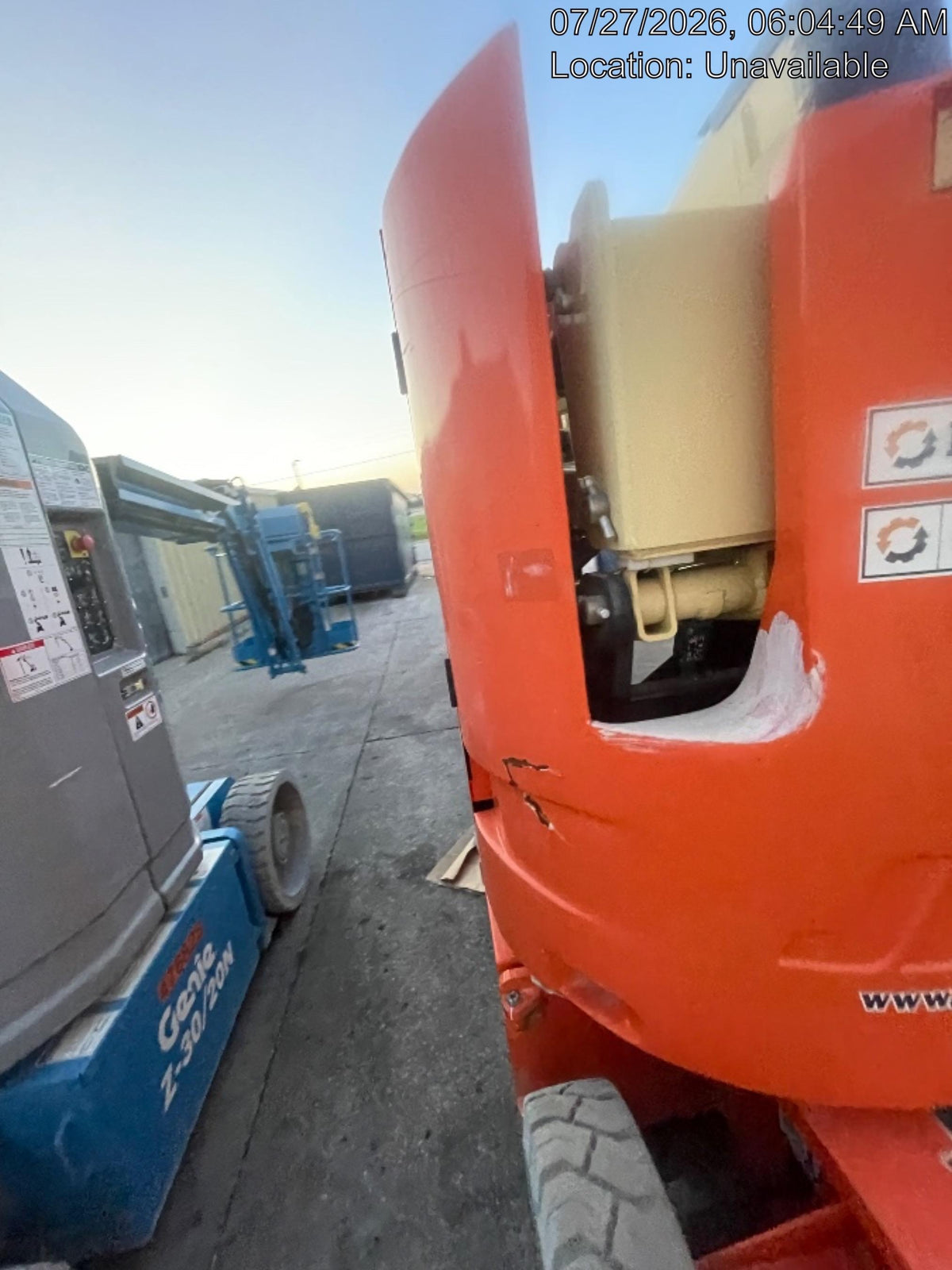 2019 JLG E300AJP