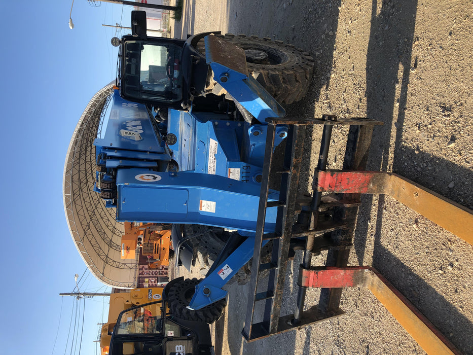 2018 Genie GTH-1056 Genie GTH-1056 w/Enclosed Cab w/HVAC, Work Lights, Solid Tires, Beacon, 60" Carriage and Forks