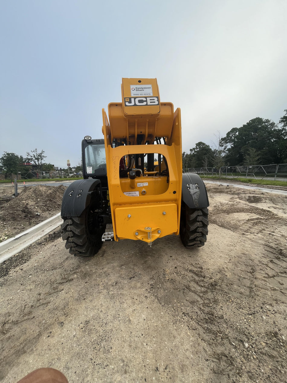 2022 JCB 509-42