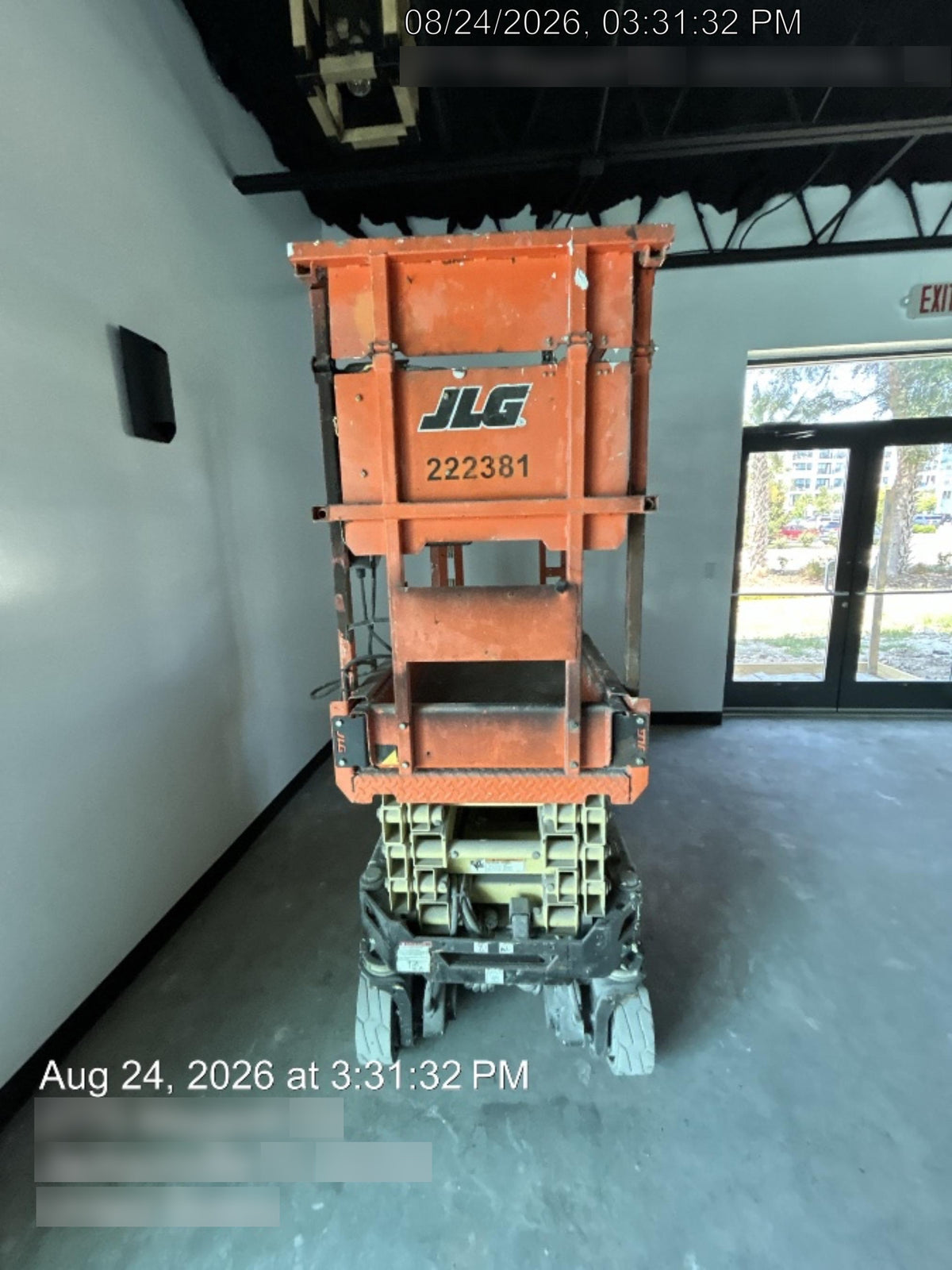 2022 JLG ES1932